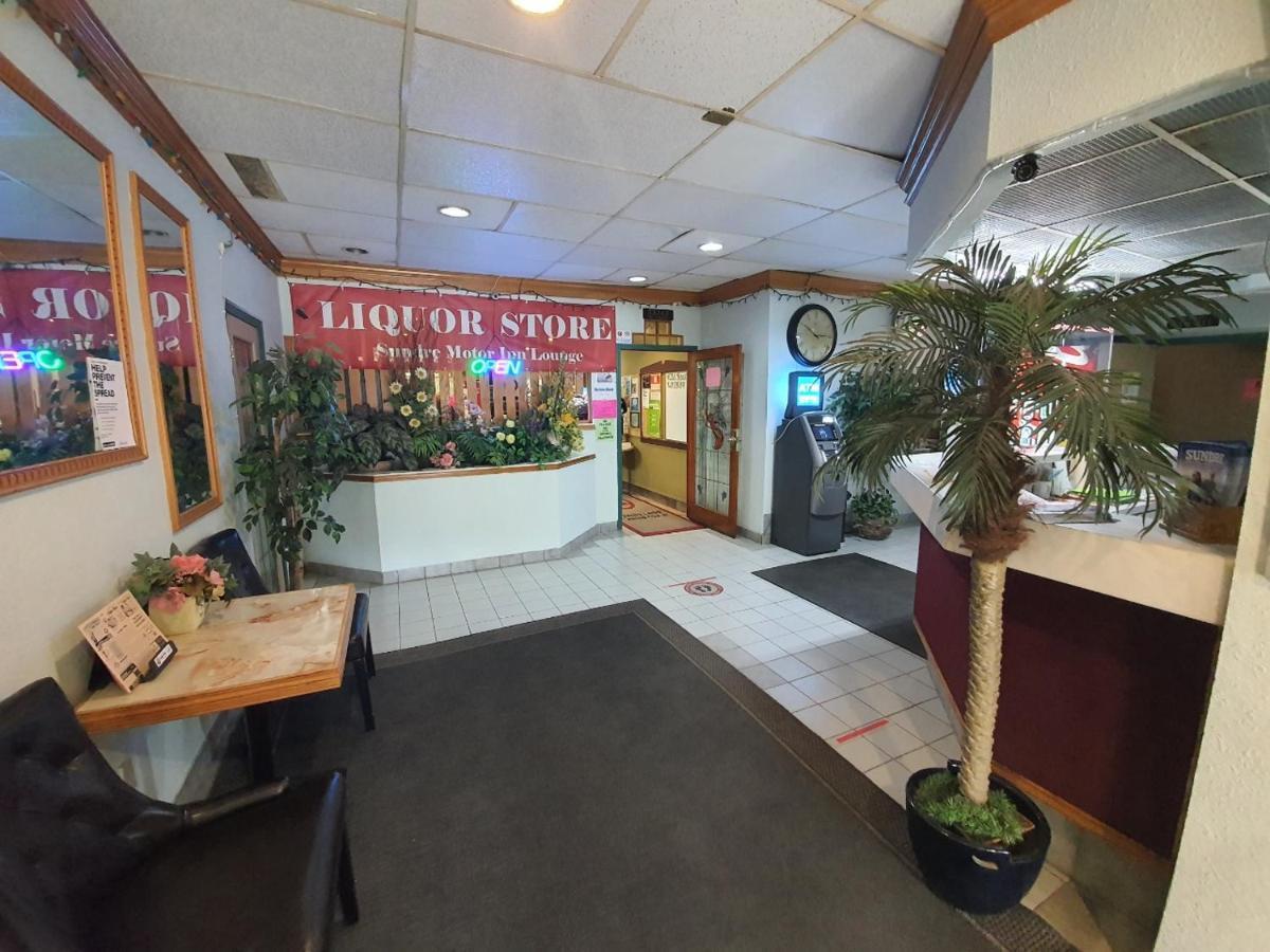 Sundre Motor Inn Esterno foto