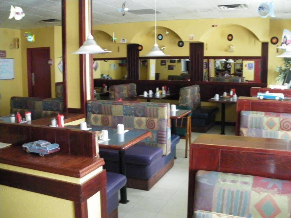 Sundre Motor Inn Esterno foto